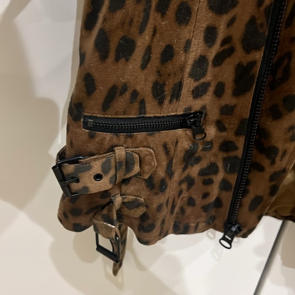 CAPULET Leopard print moto jacket. Size Small - Picture 5 of 11